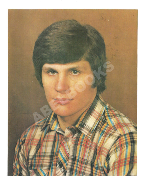 Антикварная книга [автографы игроков сборной СССР по хоккею] 1984 год