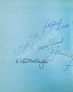 [автографы участников полёта «Союз-Аполлон»]