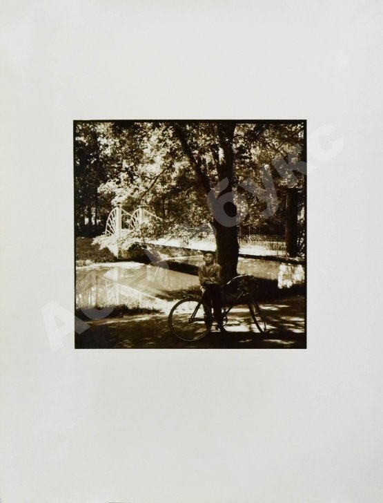 Гринберг, А.Д. Фотография «В Кузьминках. Велосипедист»