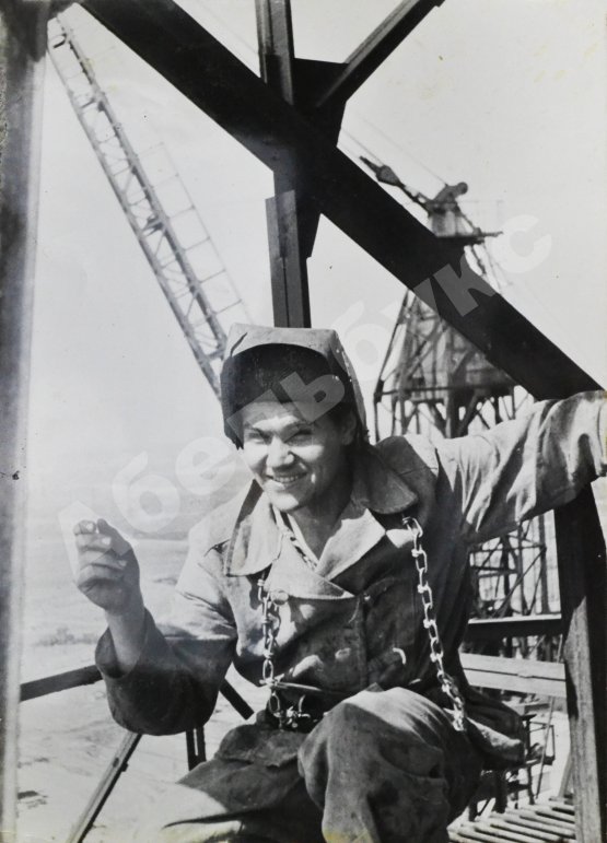 Комовский, А.Г. Крупноформатная фотография «Монтажник»
