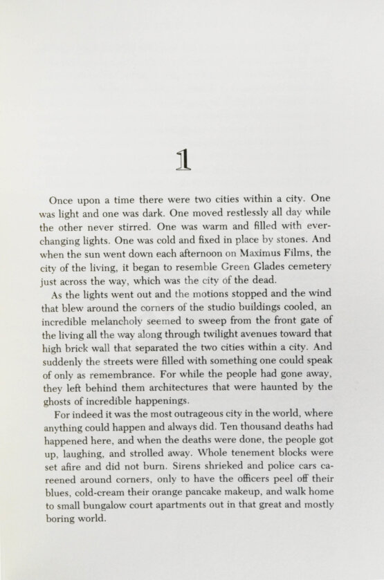 Антикварная книга Брэдбери, Р. [автограф] Кладбище для безумцев. Ещё одна повесть о двух городах.