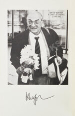 Корчной, В.Л. [автограф] Антишахматы. Записки злодея. Возвращение невозвращенца