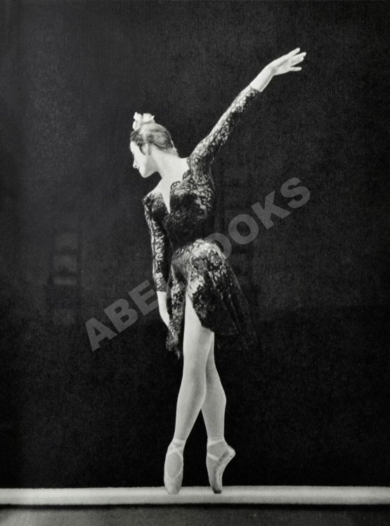 Антикварная книга [автограф Майи Плисецкой] Рославлева, Н.П. Майя Плисецкая